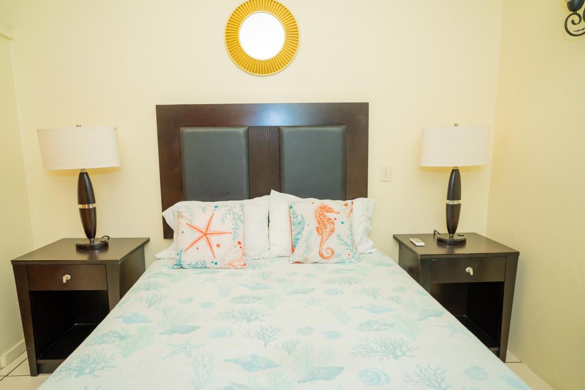 Connie'S Comfort Suites St. John's Kültér fotó